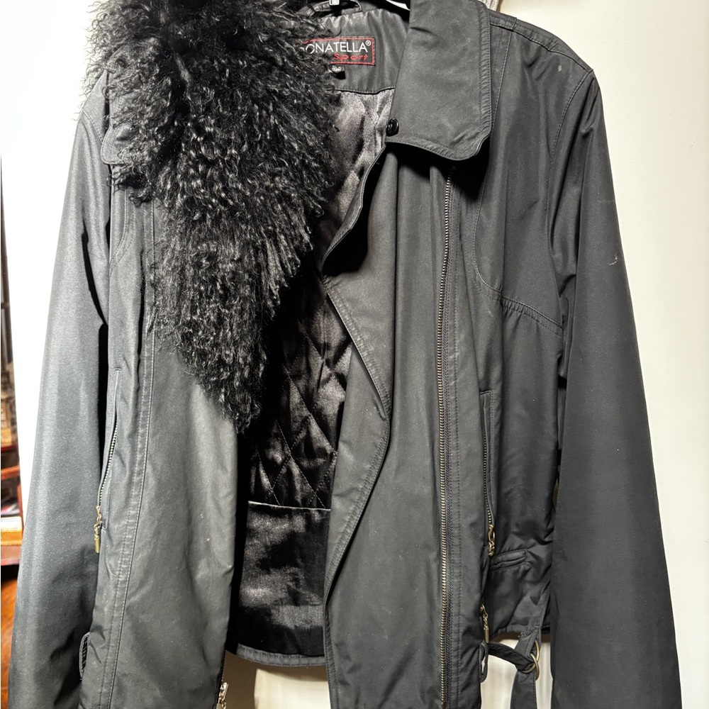 Black Men's Jacket with Fur Collar